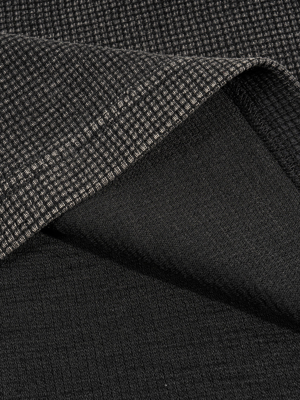 T-shirt texturé gaufré délavé à la coupe carrée