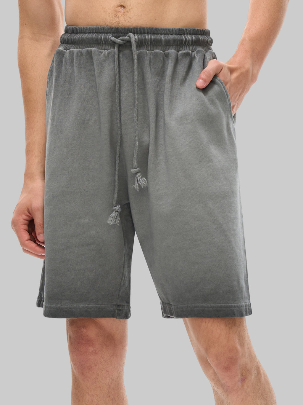 Short de survêtement teint à l'envers