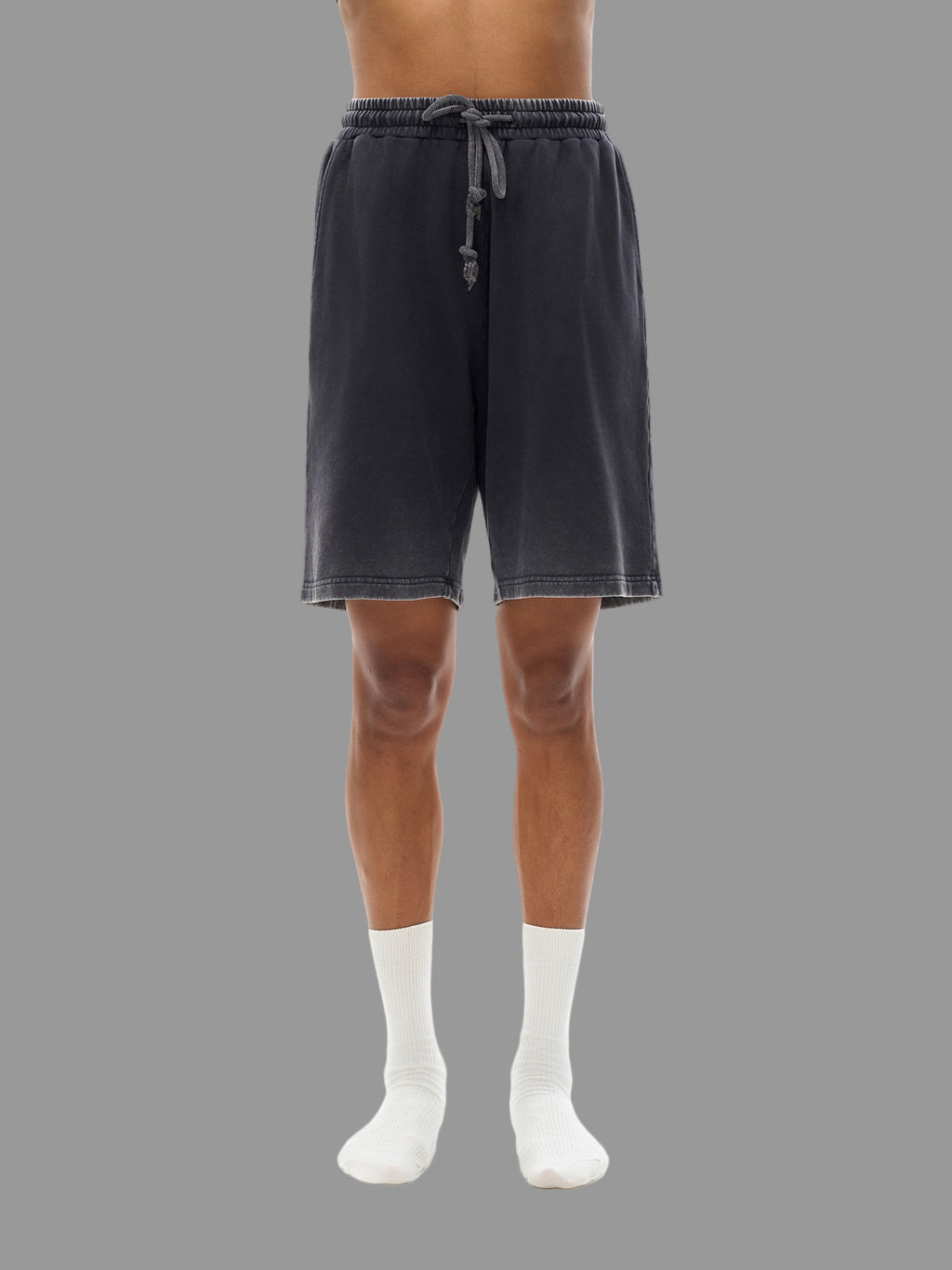 Short de survêtement teint à l'envers