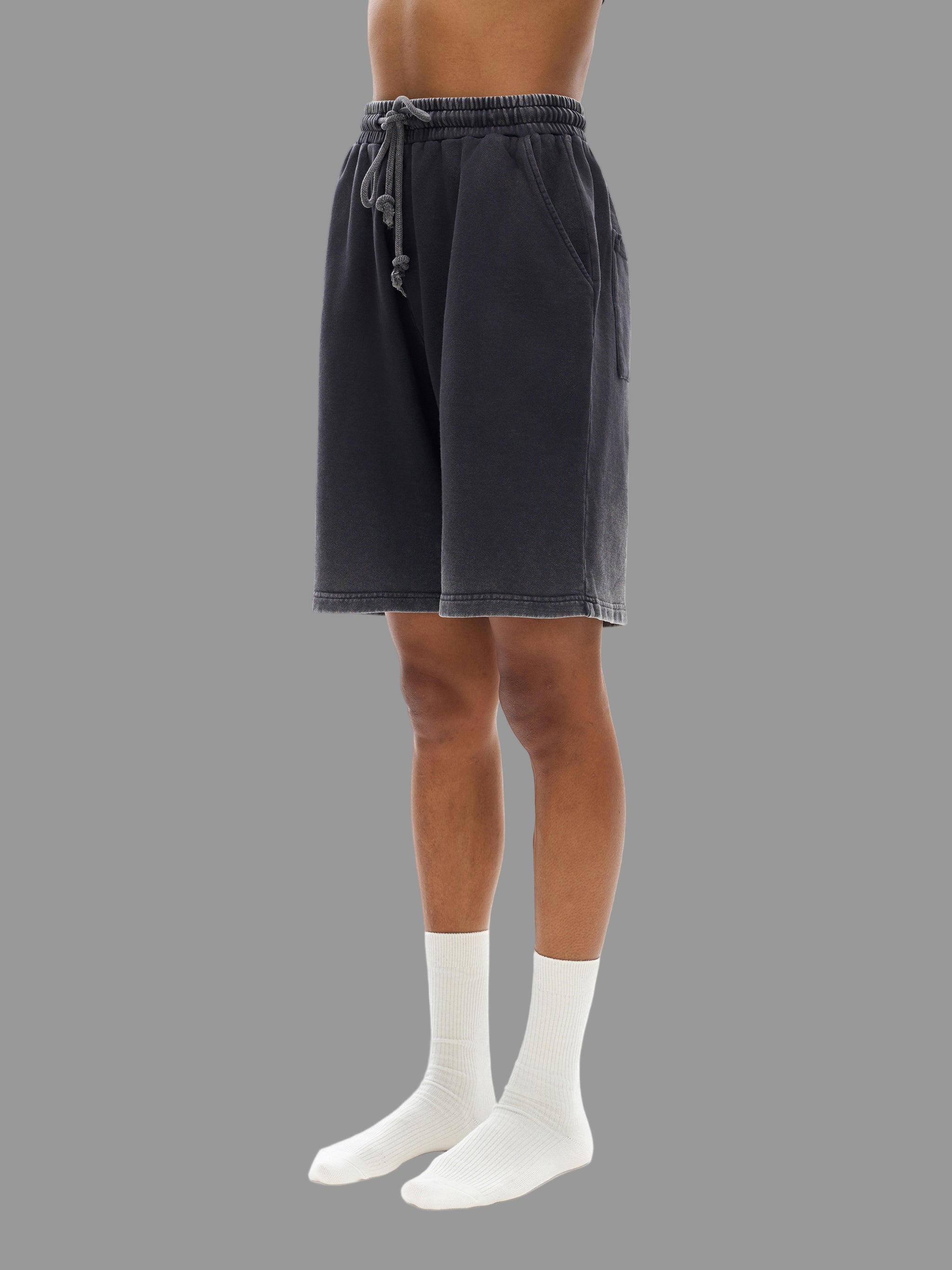 Short de survêtement teint à l'envers