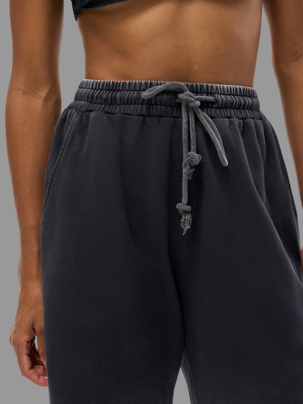 Short de survêtement teint à l'envers