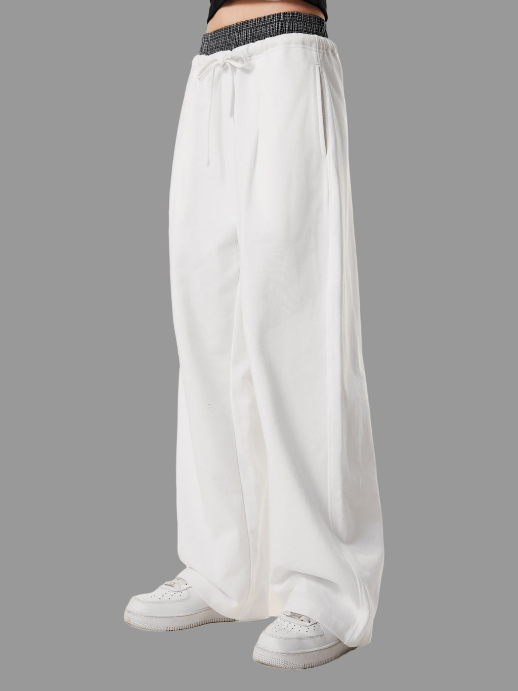 Pantalon à carreaux à taille contrastée